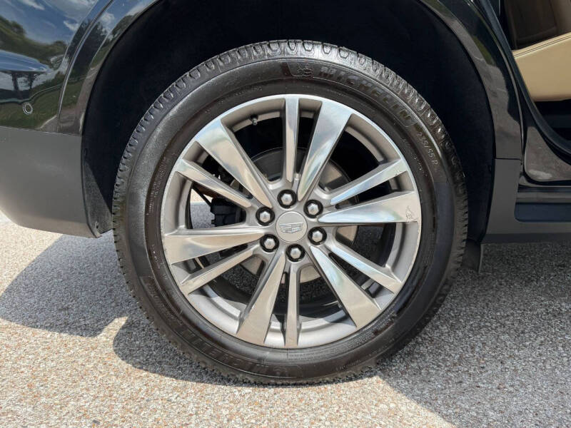 2020 Cadillac XT5 Premium Luxury