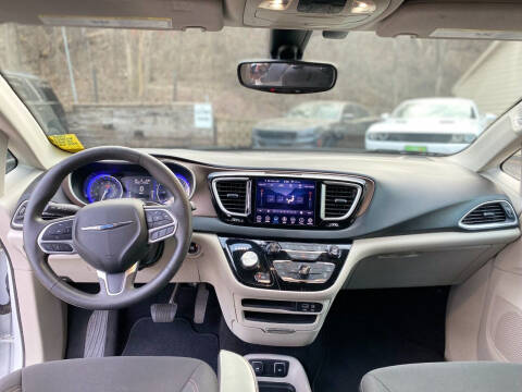 2018 Chrysler Pacifica Touring