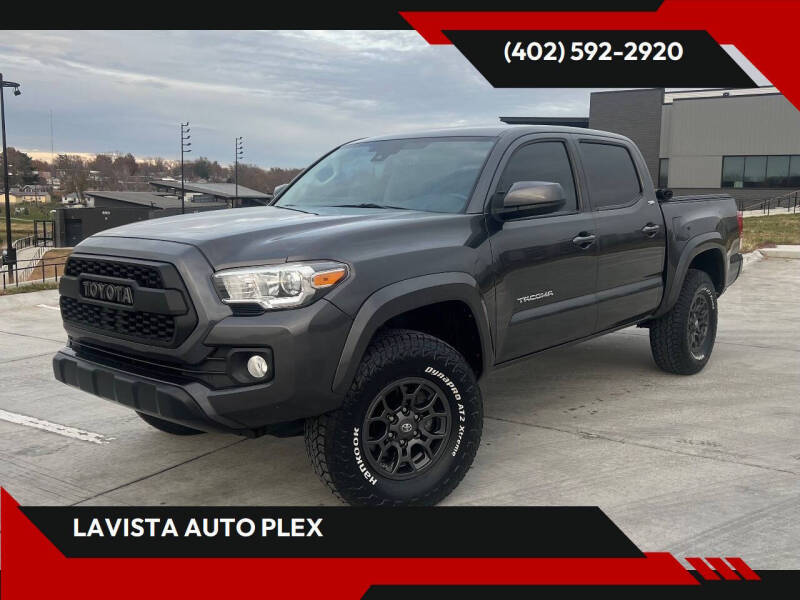 2018 Toyota Tacoma SR5's photo
