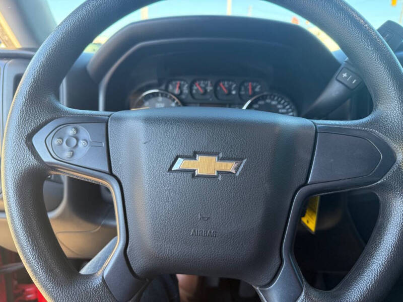 2018 Chevrolet Silverado 1500 Custom