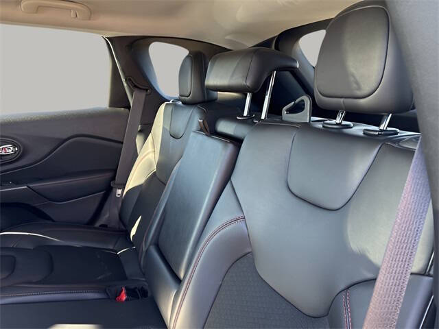 2021 Jeep Cherokee Trailhawk