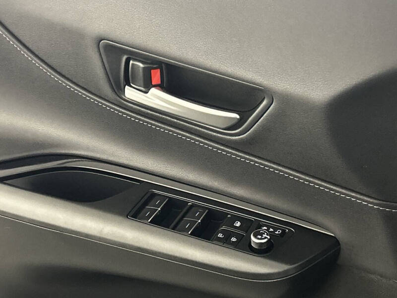 2024 Toyota Venza LE