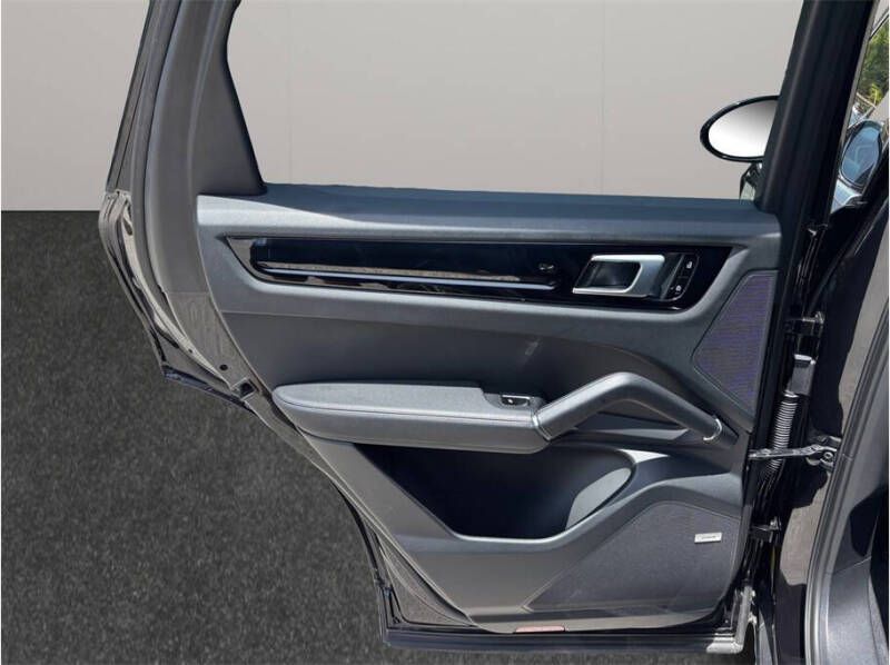 2019 Porsche Cayenne S