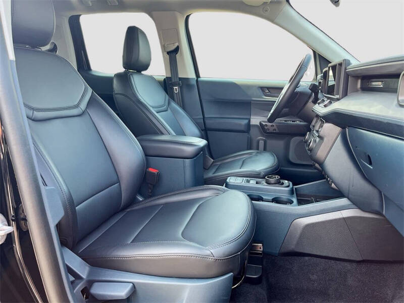 2023 Ford Maverick Lariat