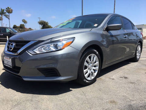 2017 Nissan Altima for sale at Auto Max of Ventura in Ventura CA