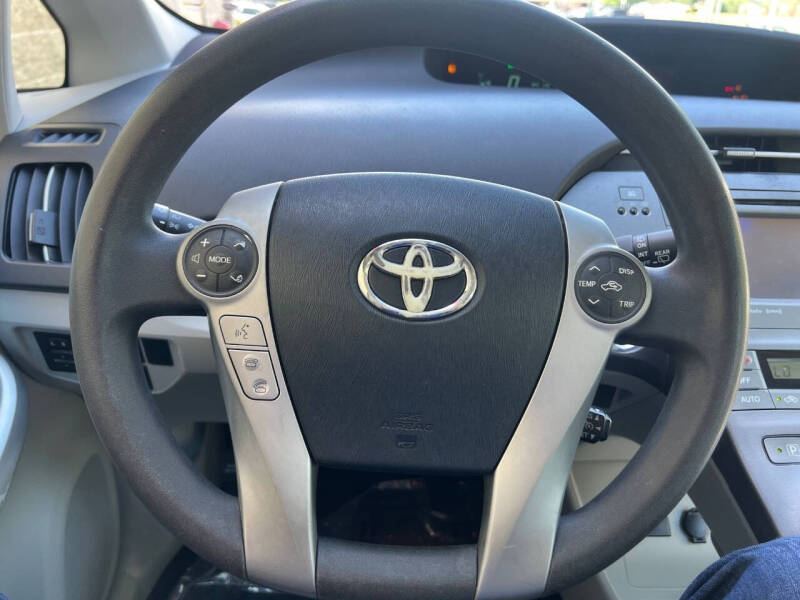 2015 Toyota Prius Three