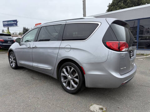 2017 Chrysler Pacifica Limited