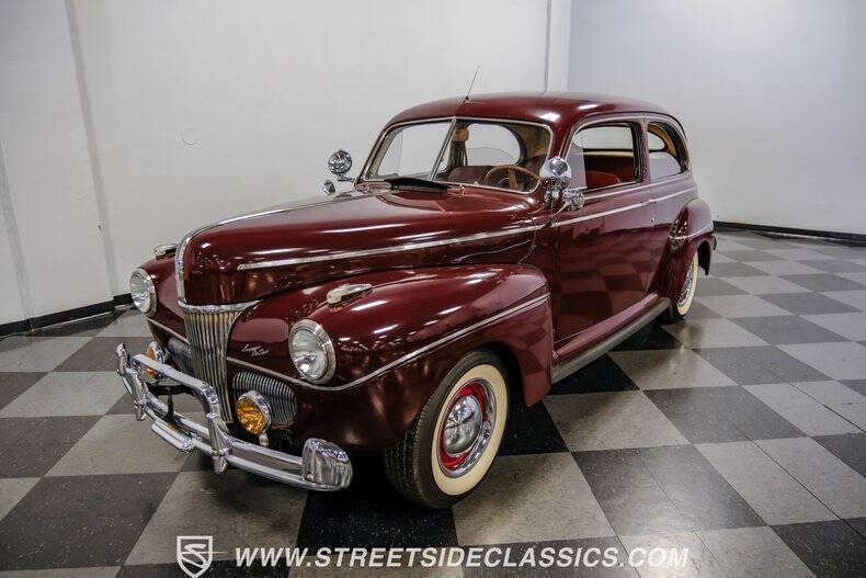 1941 Ford Deluxe