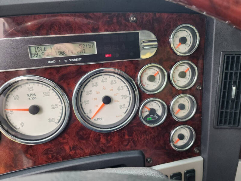 2012 Freightliner CORONADO