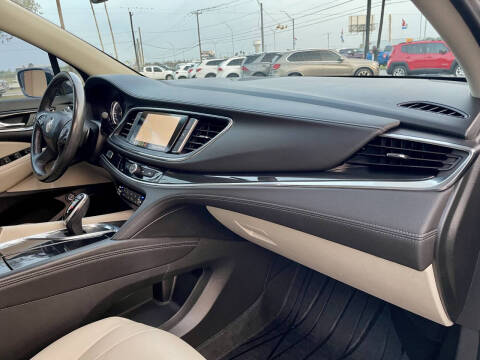 2020 Buick Enclave Essence