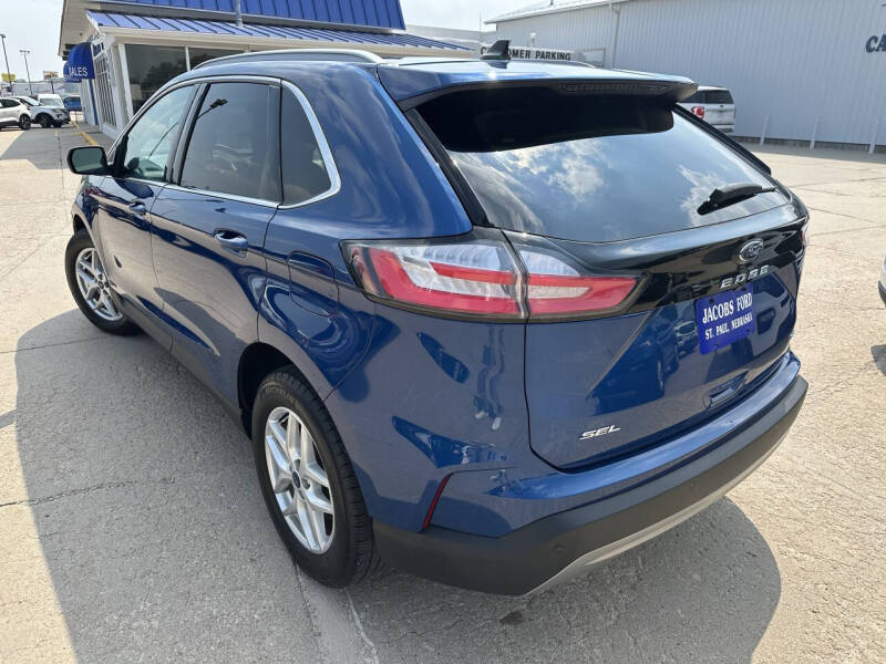 2022 Ford Edge SEL