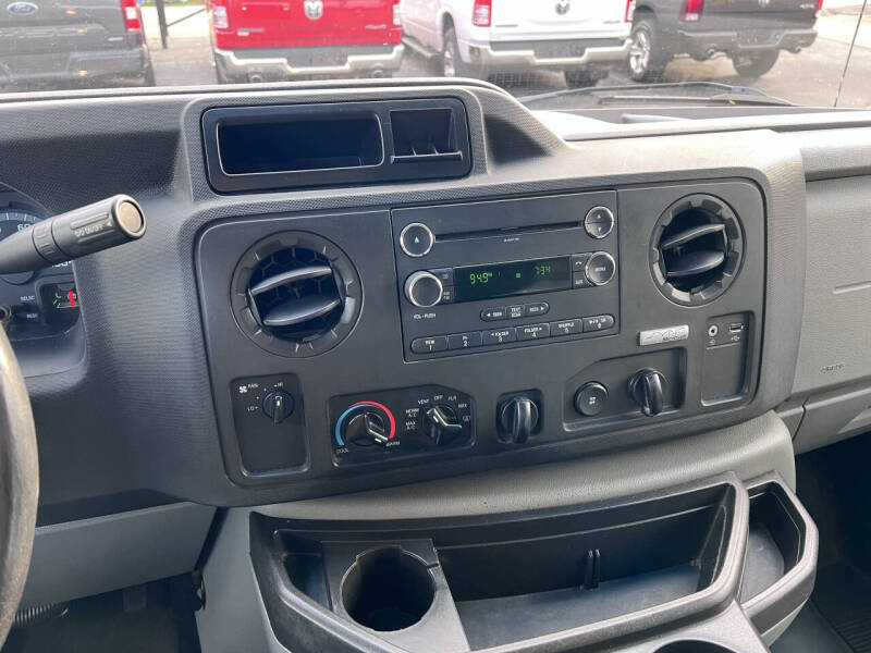 2014 Ford E-Series E-150