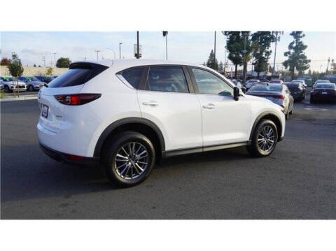 2017 Mazda CX-5 Sport