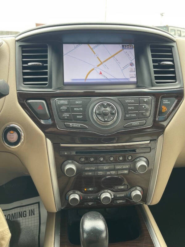 2016 Nissan Pathfinder Platinum