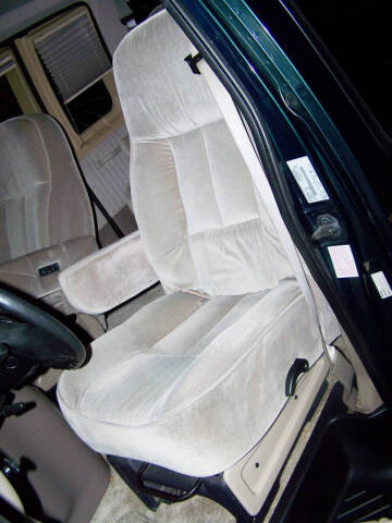 2000 Ford E-Series E-150
