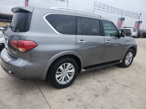 2016 Infiniti QX80