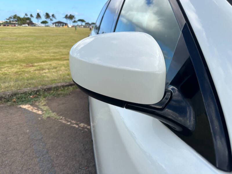 2015 Nissan Pathfinder SV