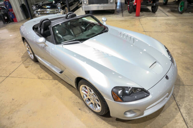 2004 Dodge Viper SRT-10