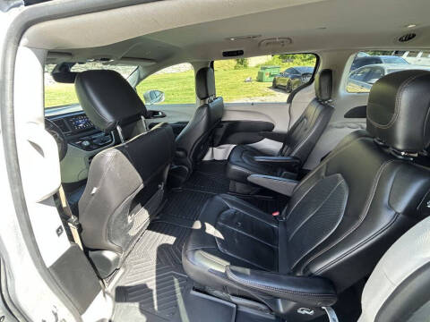 2019 Chrysler Pacifica Touring L