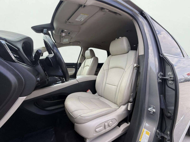 2019 Buick Enclave Essence