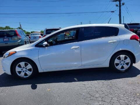 2016 Kia Forte5 LX