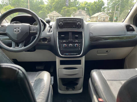 2013 Dodge Grand Caravan American Value Package