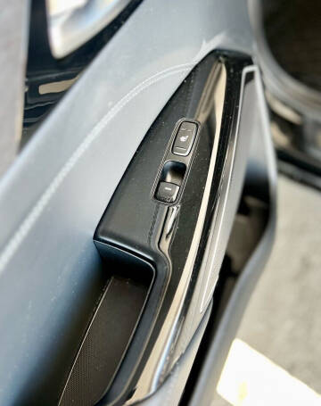 2018 Kia Cadenza Premium