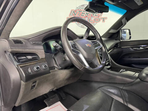 2016 Cadillac Escalade Platinum