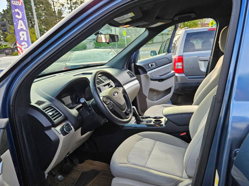 2018 Ford Explorer
