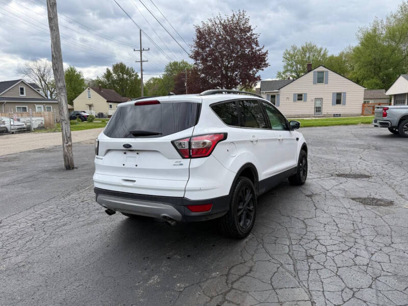 2018 Ford Escape SE
