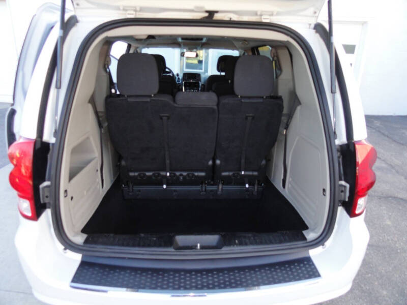 2017 Dodge Grand Caravan SE