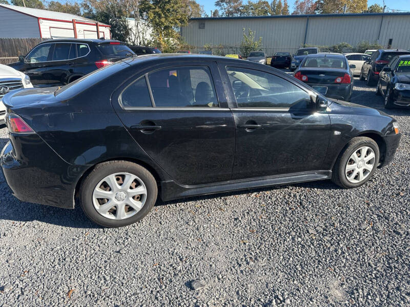 2015 Mitsubishi Lancer ES photo 8