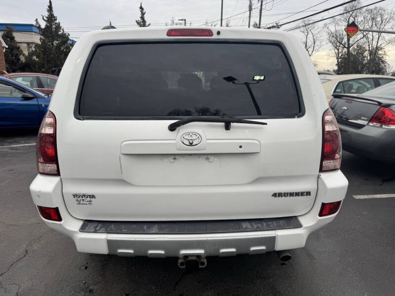 2004 Toyota 4Runner SR5