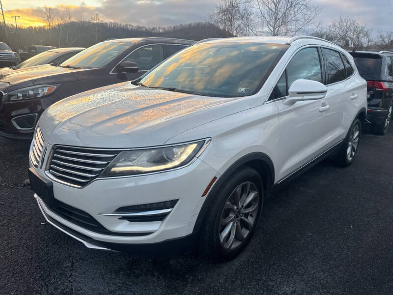 2015 Lincoln MKC Base's photo