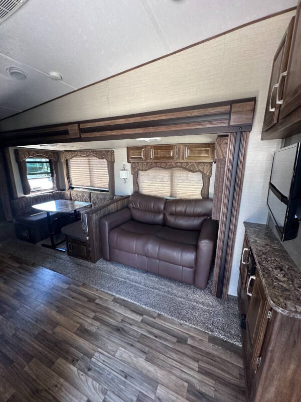 2017 Keystone RV COUGAR 284RDBWE