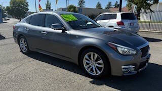 2018 Infiniti Q70 for sale at Vallejo Motors in Vallejo CA