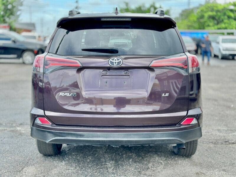 2018 TOYOTA RAV4 SUV / Crossover - $23,995
