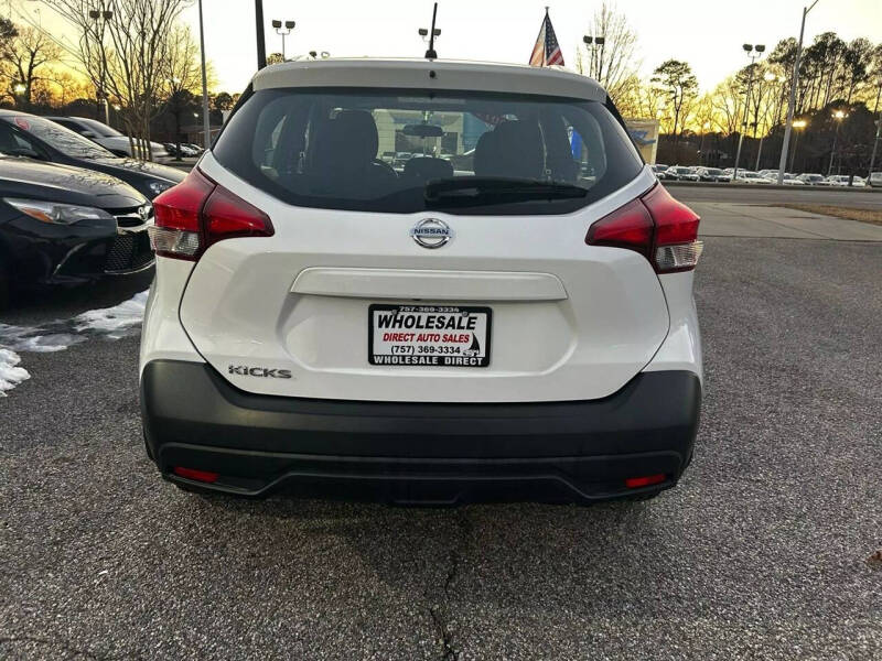 2019 Nissan Kicks S