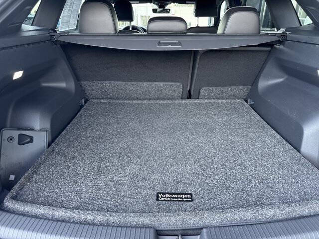 2024 Volkswagen Atlas Cross Sport SEL Premium R-Line 4Motion