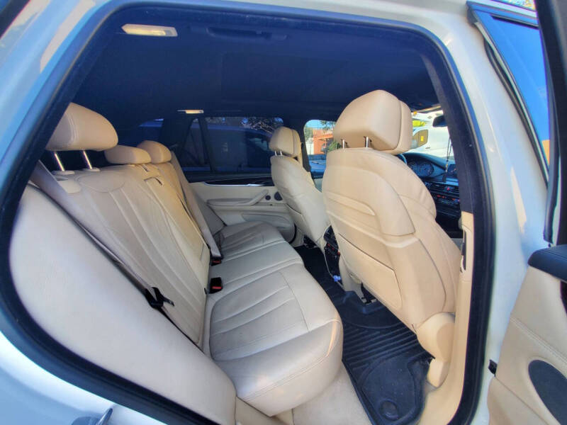 2015 BMW X5 xDrive50i