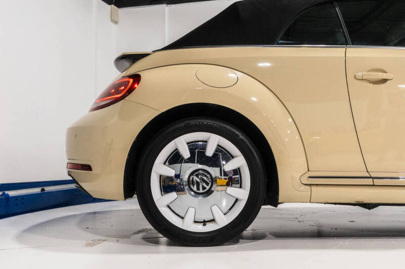 2019 Volkswagen Beetle Convertible