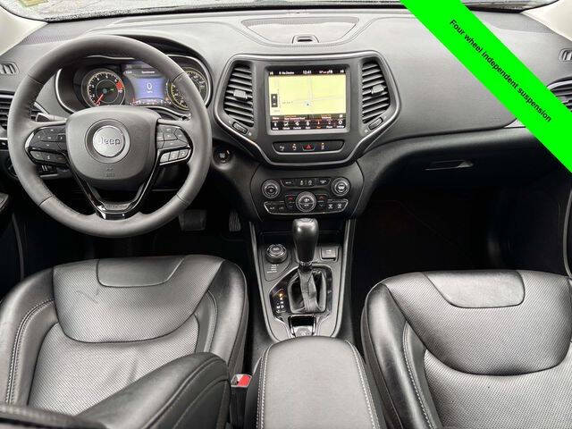 2023 Jeep Cherokee Altitude Lux