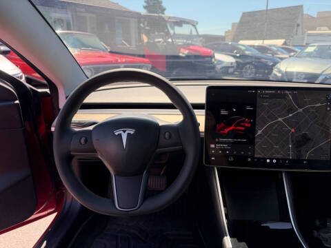 2020 Tesla Model 3 Standard Range