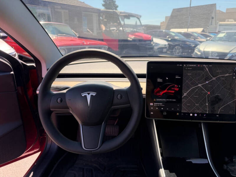 2020 Tesla Model 3 Standard Range