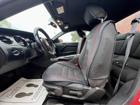 2010 Ford Mustang V6 Premium