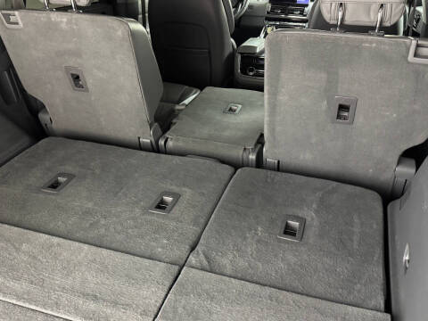 2019 Lincoln Navigator Select