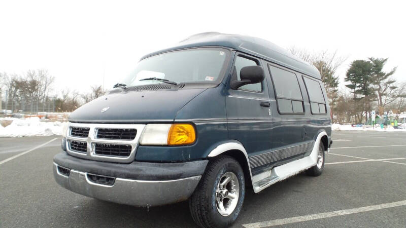 2001 Dodge Ram Van