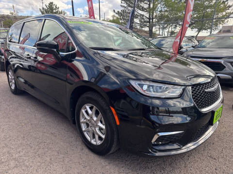 2024 Chrysler Pacifica Touring L