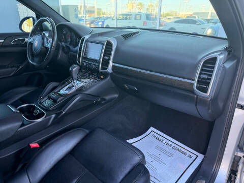 2011 Porsche Cayenne S