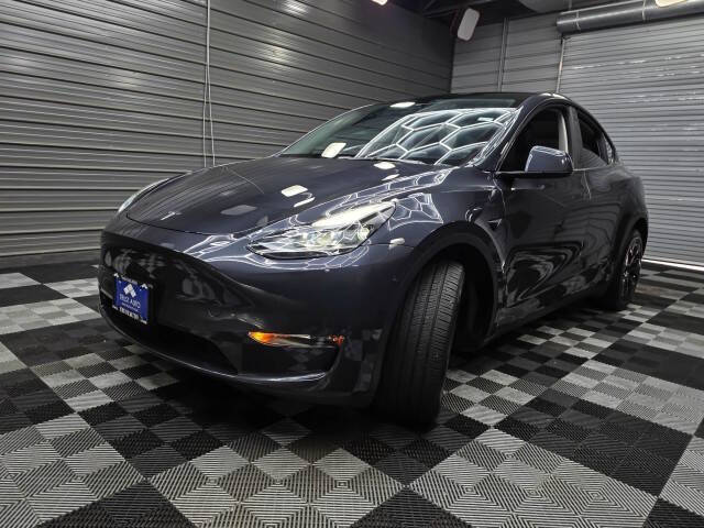 2025 Tesla Model Y Long Range